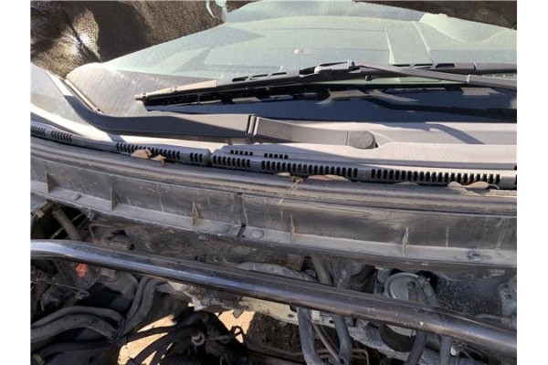 Recambio de brazo limpiaparabrisas delantero derecho para mitsubishi outlander (cw0) 2.0 di-d intense referencia OEM IAM 8250A17