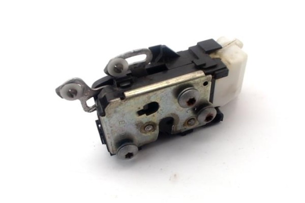 Recambio de cerradura puerta delantero derecha para alfa romeo gt (125) 1.9 jtd referencia OEM IAM   