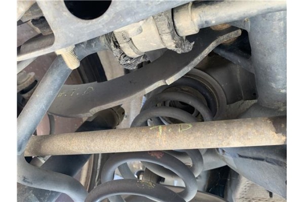 Recambio de brazo superior derecho suspension trasero para mitsubishi outlander (cw0) 2.0 di-d intense referencia OEM IAM 4110A0