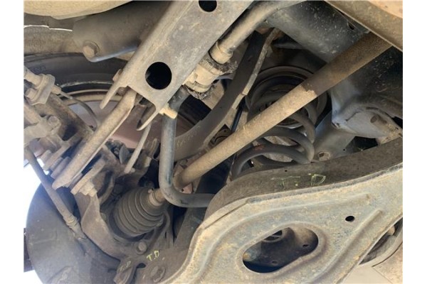 Recambio de brazo superior derecho suspension trasero para mitsubishi outlander (cw0) 2.0 di-d intense referencia OEM IAM 4110A0