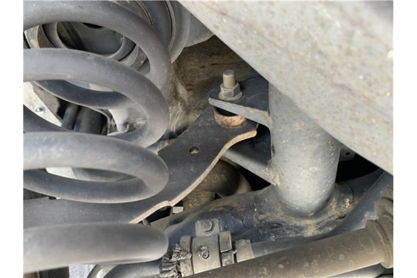 Recambio de brazo superior izquierdo suspension trasero para mitsubishi outlander (cw0) 2.0 di-d intense referencia OEM IAM 4110