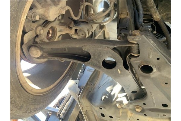 Recambio de brazo suspension delantero derecho para mitsubishi outlander (cw0) 2.0 di-d intense referencia OEM IAM 4013A010  