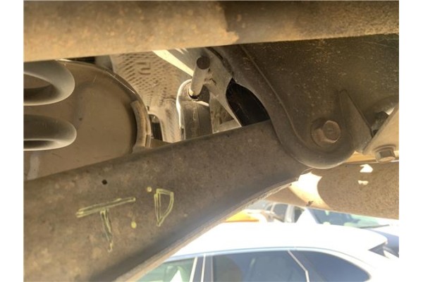 Recambio de brazo suspension trasero derecho para mitsubishi outlander (cw0) 2.0 di-d intense referencia OEM IAM 4113A038  