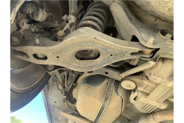 Recambio de brazo suspension trasero izquierdo para mitsubishi outlander (cw0) 2.0 di-d intense referencia OEM IAM 4113A037  