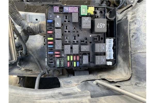 Recambio de caja fusibles/rele para mitsubishi outlander (cw0) 2.0 di-d intense referencia OEM IAM 8565A111  