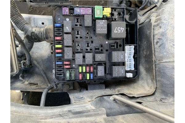 Recambio de caja fusibles/rele para mitsubishi outlander (cw0) 2.0 di-d intense referencia OEM IAM 8565A111  