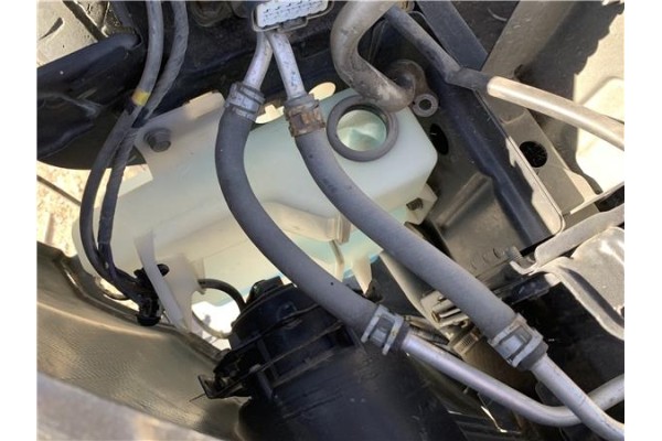 Recambio de deposito limpiaparabrisas para mitsubishi outlander (cw0) 2.0 di-d intense referencia OEM IAM 8260A094  