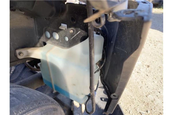Recambio de deposito limpiaparabrisas para mitsubishi outlander (cw0) 2.0 di-d intense referencia OEM IAM 8260A094  