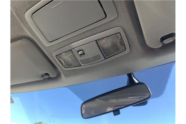 Recambio de luz delantero central techo para mitsubishi outlander (cw0) 2.0 di-d intense referencia OEM IAM 8401A012HA  