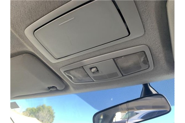 Recambio de luz delantero central techo para mitsubishi outlander (cw0) 2.0 di-d intense referencia OEM IAM 8401A012HA  