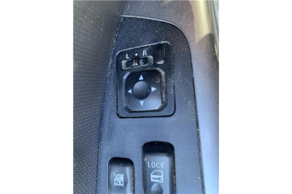 Recambio de mando elevalunas delantero izquierdo para mitsubishi outlander (cw0) 2.0 di-d intense referencia OEM IAM 8608A060  