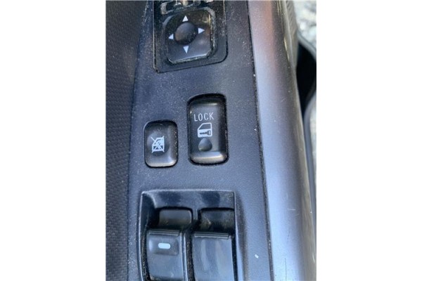 Recambio de mando elevalunas delantero izquierdo para mitsubishi outlander (cw0) 2.0 di-d intense referencia OEM IAM 8608A060  