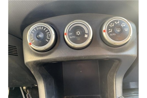 Recambio de mandos climatizador para mitsubishi outlander (cw0) 2.0 di-d intense referencia OEM IAM 7820A115XB  