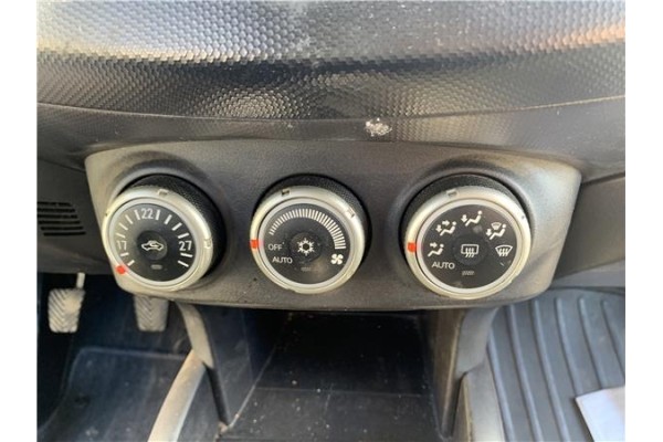 Recambio de mandos climatizador para mitsubishi outlander (cw0) 2.0 di-d intense referencia OEM IAM 7820A115XB  