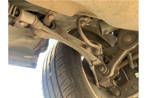 Recambio de mangueta trasero derecha para mitsubishi outlander (cw0) 2.0 di-d intense referencia OEM IAM 3785A019  