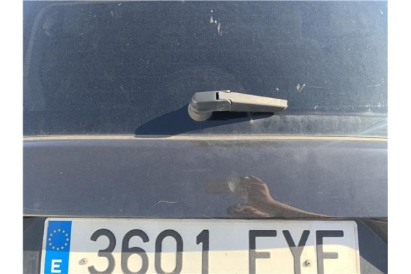 Recambio de motor limpiaparabrisas trasero para mitsubishi outlander (cw0) 2.0 di-d intense referencia OEM IAM 8253A011  