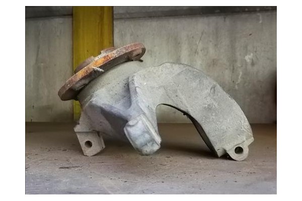 Recambio de mangueta delantero izquierda para citroen zx 1.6 i referencia OEM IAM   