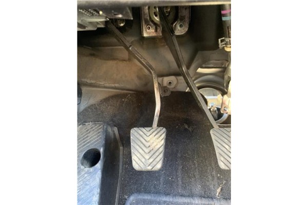 Recambio de pedal embrague para mitsubishi outlander (cw0) 2.0 di-d intense referencia OEM IAM MN101630  