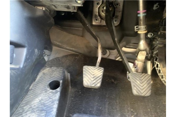 Recambio de pedal embrague para mitsubishi outlander (cw0) 2.0 di-d intense referencia OEM IAM MN101630  