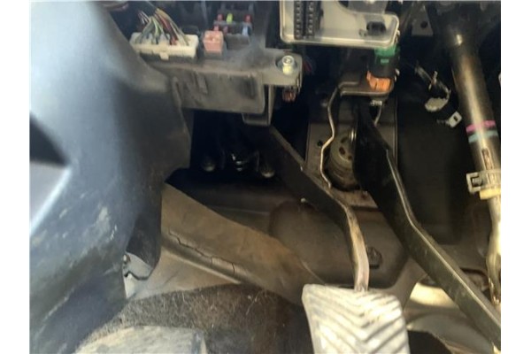 Recambio de pedal embrague para mitsubishi outlander (cw0) 2.0 di-d intense referencia OEM IAM MN101630  