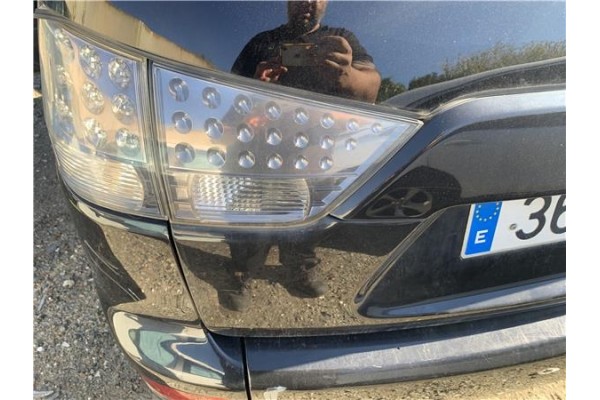 Recambio de piloto porton trasero izquierdo para mitsubishi outlander (cw0) 2.0 di-d intense referencia OEM IAM 1146356L A046017