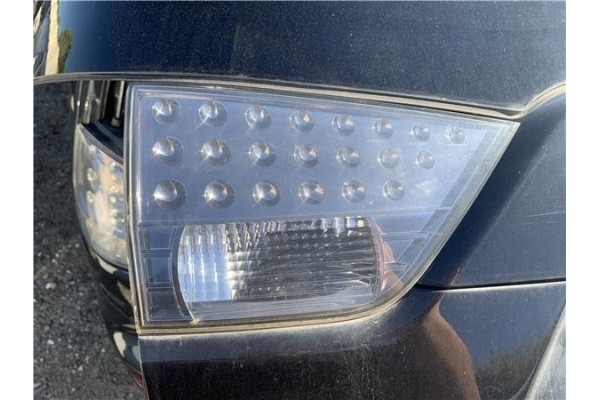 Recambio de piloto porton trasero izquierdo para mitsubishi outlander (cw0) 2.0 di-d intense referencia OEM IAM 1146356L A046017