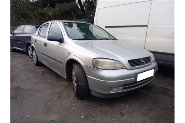 opel astra g berlina (1998) del año 