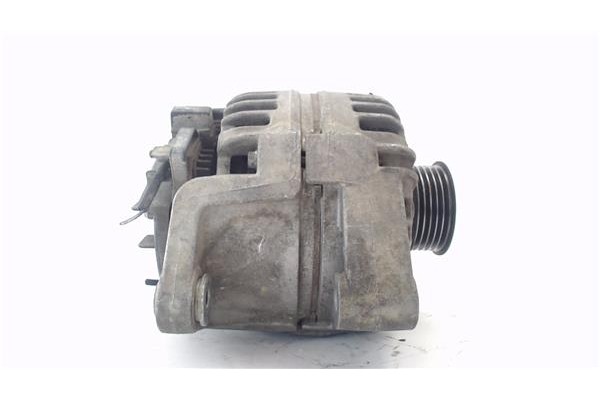 Recambio de alternador para opel corsa c 1.2 twinport referencia OEM IAM 0124425021 55556068 