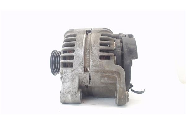 Recambio de alternador para opel corsa c 1.2 twinport referencia OEM IAM 0124425021 55556068 