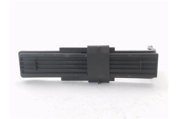 Recambio de tapa caja filtro para seat ibiza berlina (6j5) 1.4 stylance / style referencia OEM IAM 6R1819422 6Q0815391 