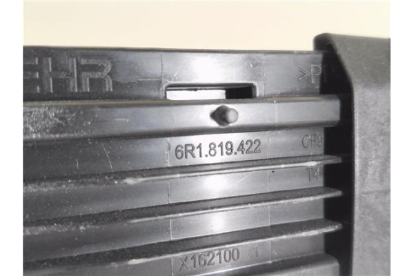 Recambio de tapa caja filtro para seat ibiza berlina (6j5) 1.4 stylance / style referencia OEM IAM 6R1819422 6Q0815391 