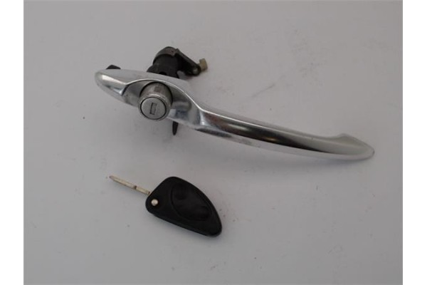 Recambio de maneta exterior delantero izquierda para alfa romeo 156 (116) 2.4 jtd referencia OEM IAM   