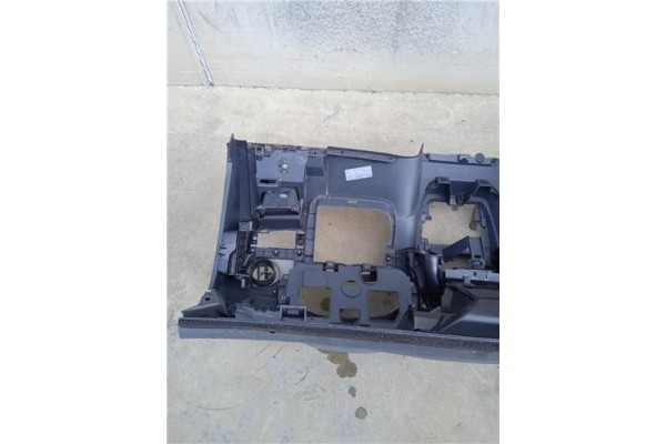 Recambio de salpicadero para dacia dokker 1.5 essential referencia OEM IAM 00115549  