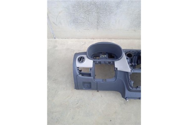 Recambio de salpicadero para dacia dokker 1.5 essential referencia OEM IAM 00115549  