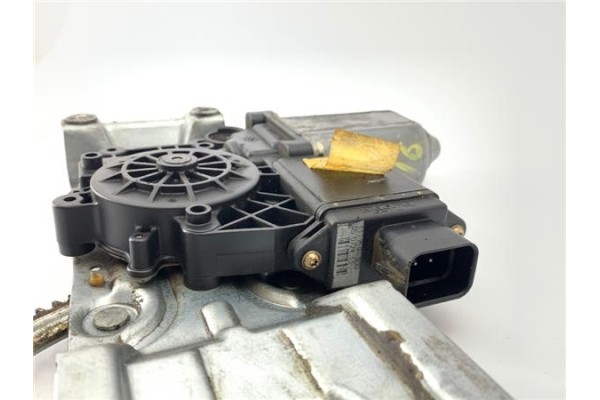 Recambio de mecanismo elevalunas delantero izquierdo para opel corsa b 1.4 i referencia OEM IAM 0536000301  