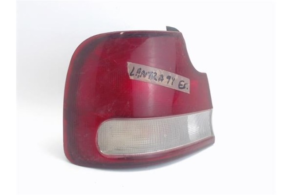 Recambio de piloto trasero izquierdo para hyundai lantra (j1) referencia OEM IAM 9240128520  