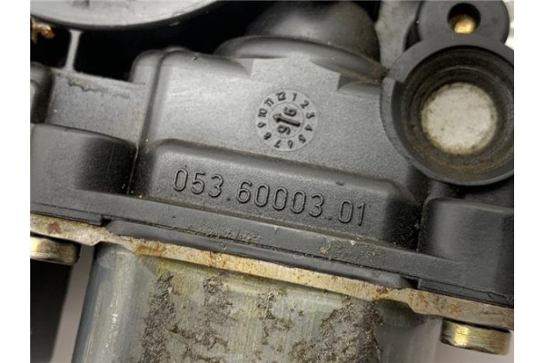 Recambio de mecanismo elevalunas delantero izquierdo para opel corsa b 1.4 i referencia OEM IAM 0536000301  