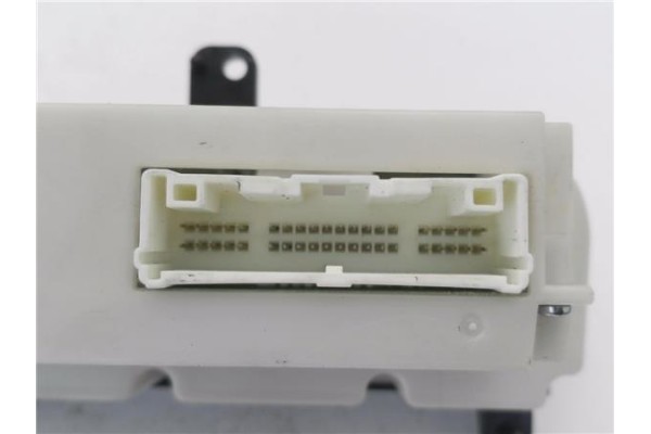 Recambio de mandos climatizador para nissan qashqai (j10) 1.5 360 referencia OEM IAM 27500BR47A  