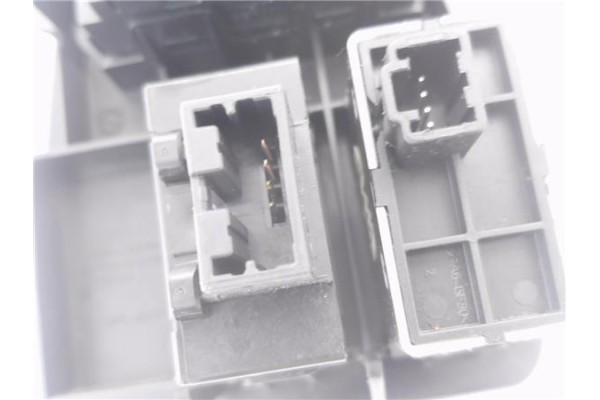 Recambio de mando retrovisor electrico para nissan qashqai (j10) 1.5 360 referencia OEM IAM 68485JD900  