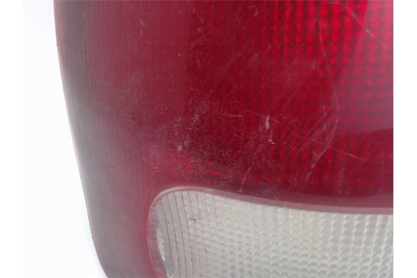 Recambio de piloto trasero izquierdo para hyundai lantra (j1) referencia OEM IAM 9240128520  