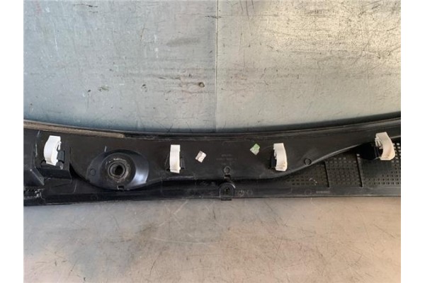 Recambio de torpedo para dacia dokker 1.5 essential referencia OEM IAM 668119050R  