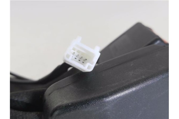 Recambio de anclaje cinturon trasero izquierdo para nissan qashqai (j10) 1.5 360 referencia OEM IAM 88863JD10A  