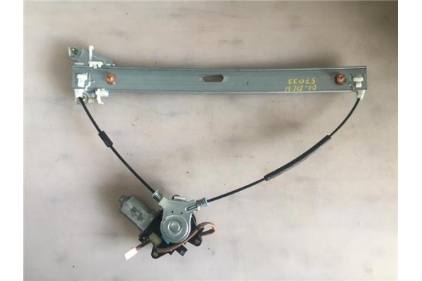Recambio de mecanismo elevalunas trasero derecho para mazda premacy (cp) 1.8 referencia OEM IAM 8621003883  