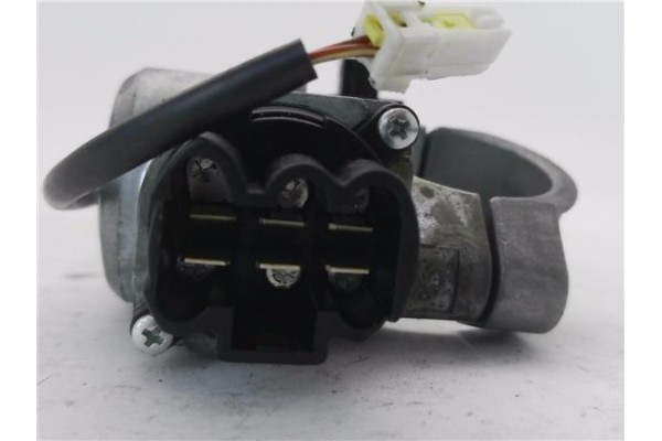 Recambio de clausor para nissan qashqai (j10) 1.5 360 referencia OEM IAM N0502825 216697757 