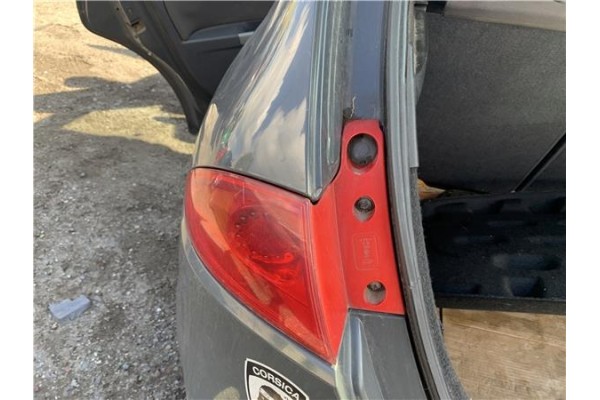 Recambio de piloto trasero izquierdo para seat leon (1p1) 1.9 tdi referencia OEM IAM 1P0945111C  