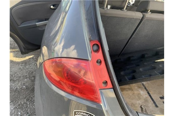 Recambio de piloto trasero izquierdo para seat leon (1p1) 1.9 tdi referencia OEM IAM 1P0945111C  