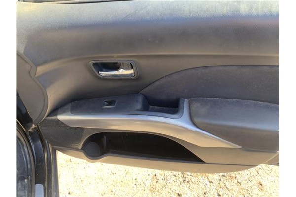 Recambio de puerta delantero derecha para mitsubishi outlander (cw0) 2.0 di-d intense referencia OEM IAM 5700A278 5700B398 
