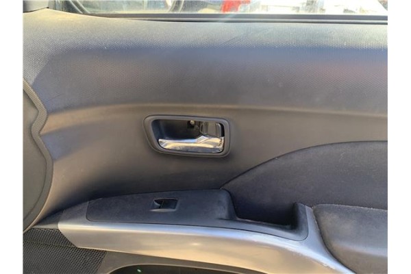 Recambio de puerta delantero derecha para mitsubishi outlander (cw0) 2.0 di-d intense referencia OEM IAM 5700A278 5700B398 