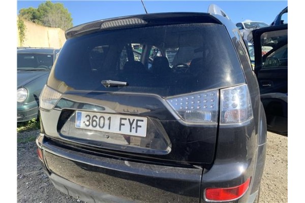 Recambio de porton trasero para mitsubishi outlander (cw0) 2.0 di-d intense referencia OEM IAM 5801A524  