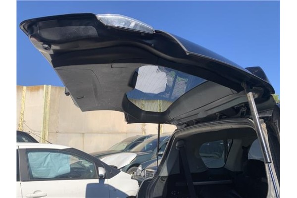 Recambio de porton trasero para mitsubishi outlander (cw0) 2.0 di-d intense referencia OEM IAM 5801A524  